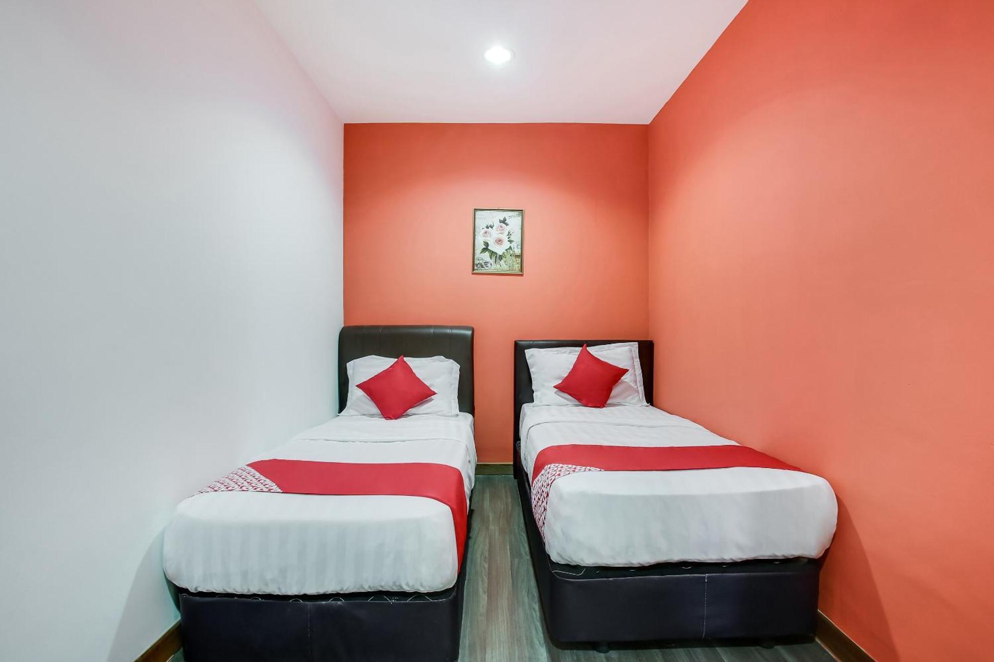 Oyo 90282 Hotel Taj Inn, Seksyen 7 Shah Alam Exterior photo